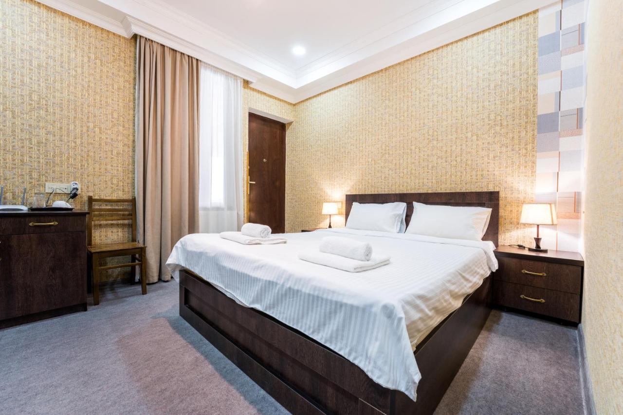 Georgian House Hotel Koetaisi Buitenkant foto