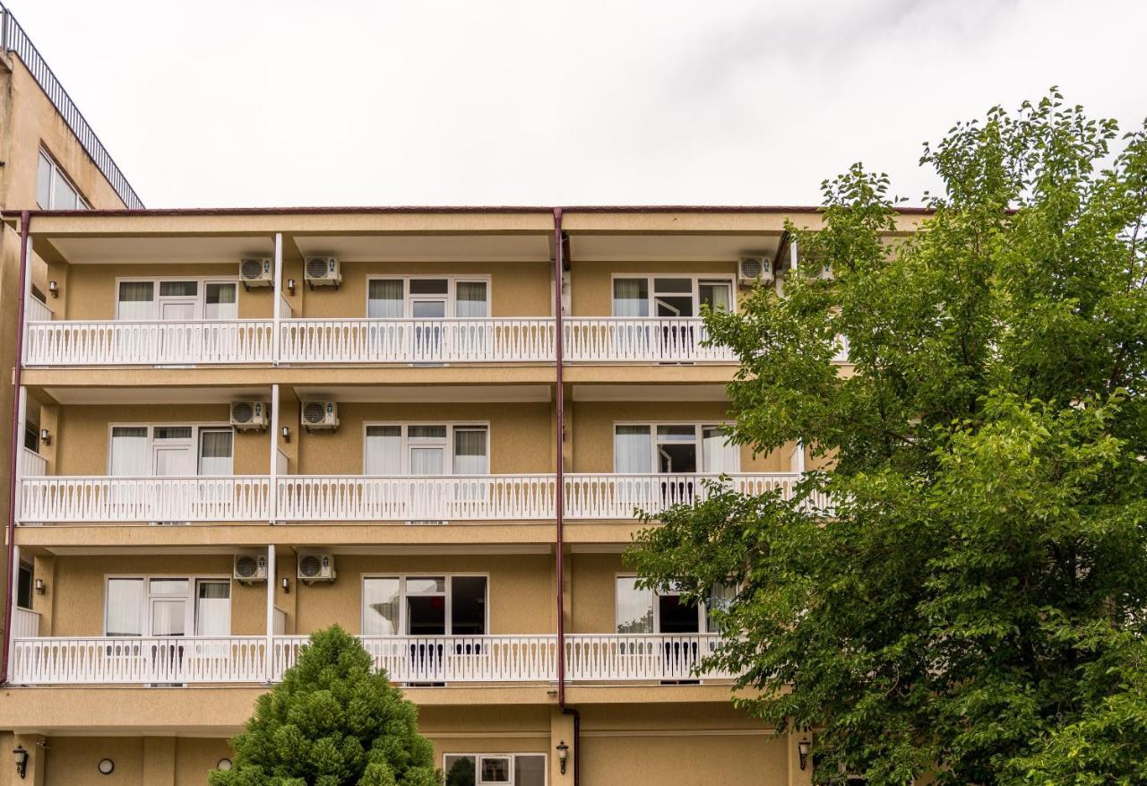 Georgian House Hotel Koetaisi Buitenkant foto